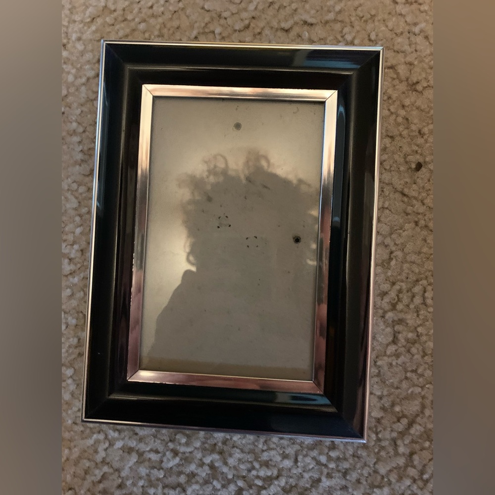 4x6in frame.